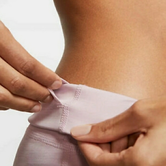 Nike Yoga High Waist 7/8 Blush Pink Leggings Size XXL - Picture 8 of 10